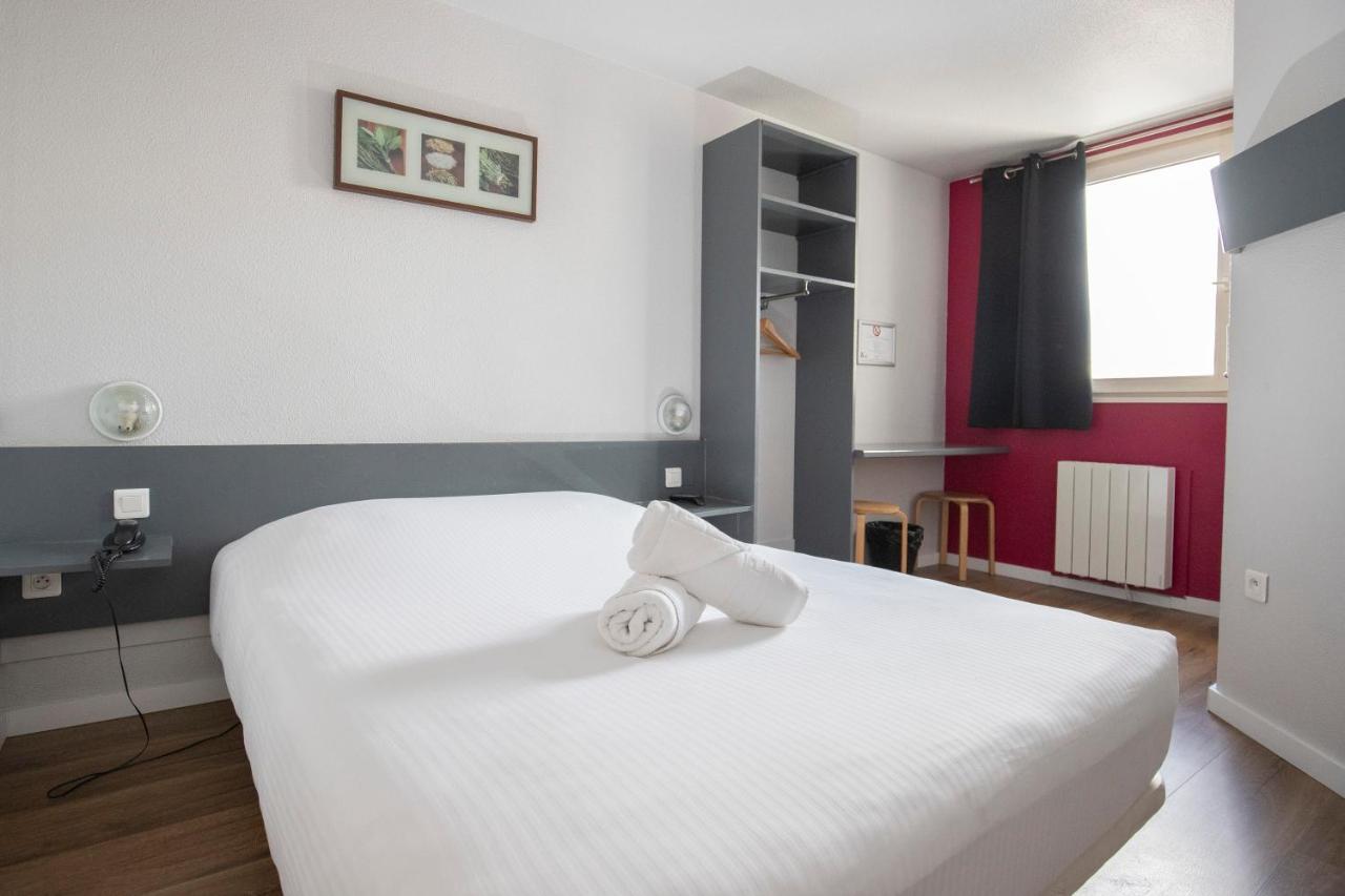 Wink Hotel Juvisy Bagian luar foto