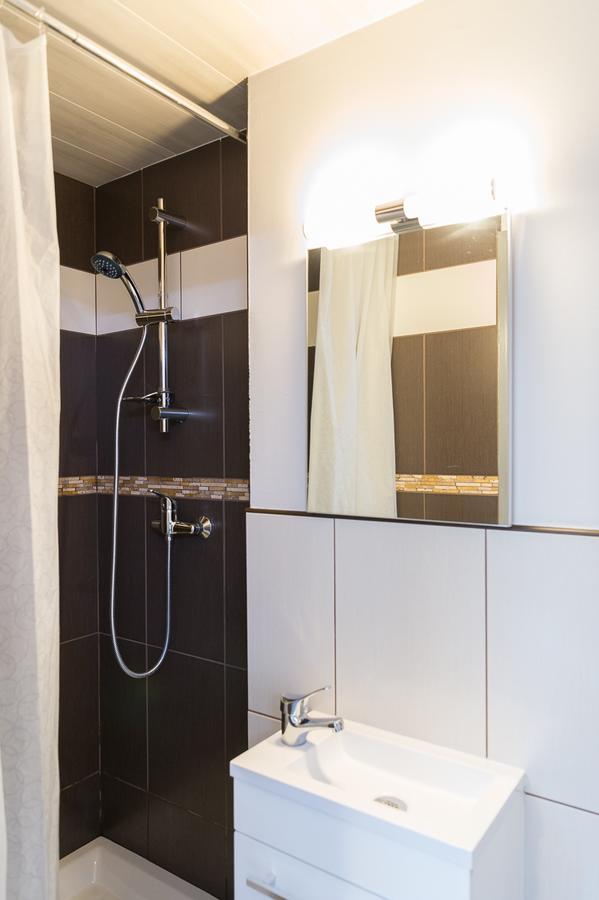 Wink Hotel Juvisy Bagian luar foto