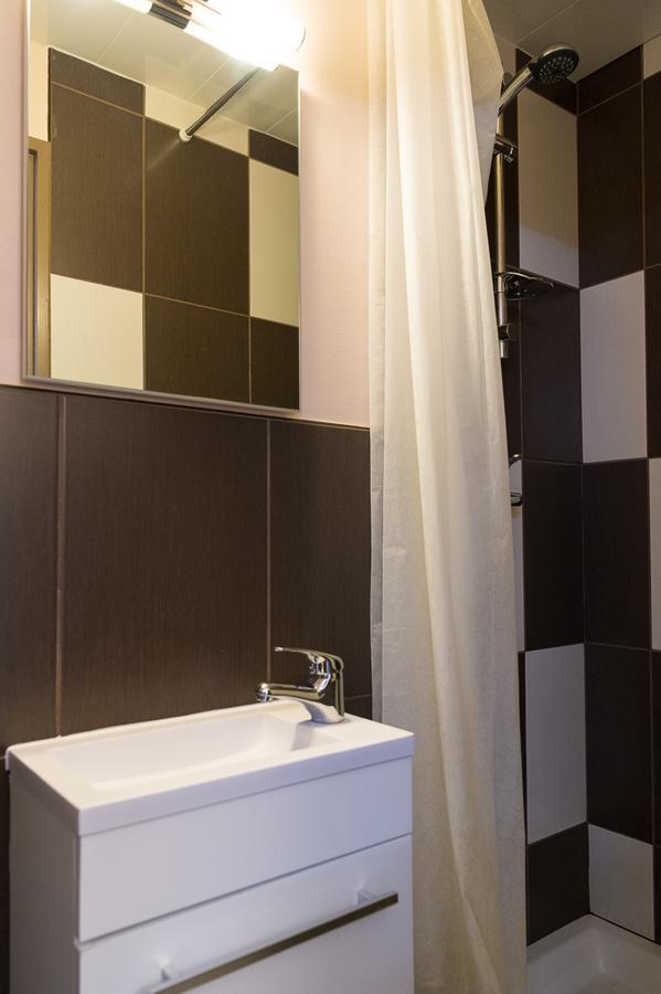 Wink Hotel Juvisy Bagian luar foto
