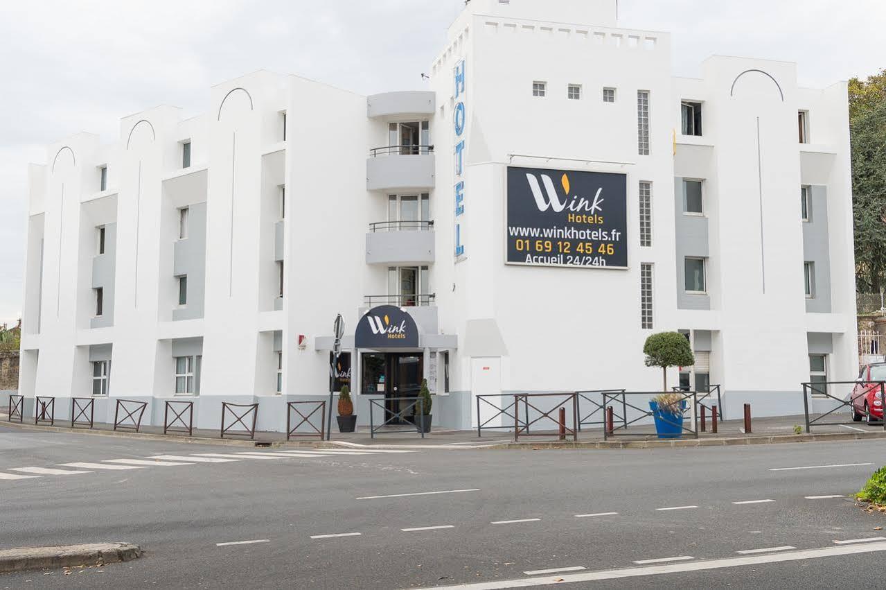 Wink Hotel Juvisy Bagian luar foto